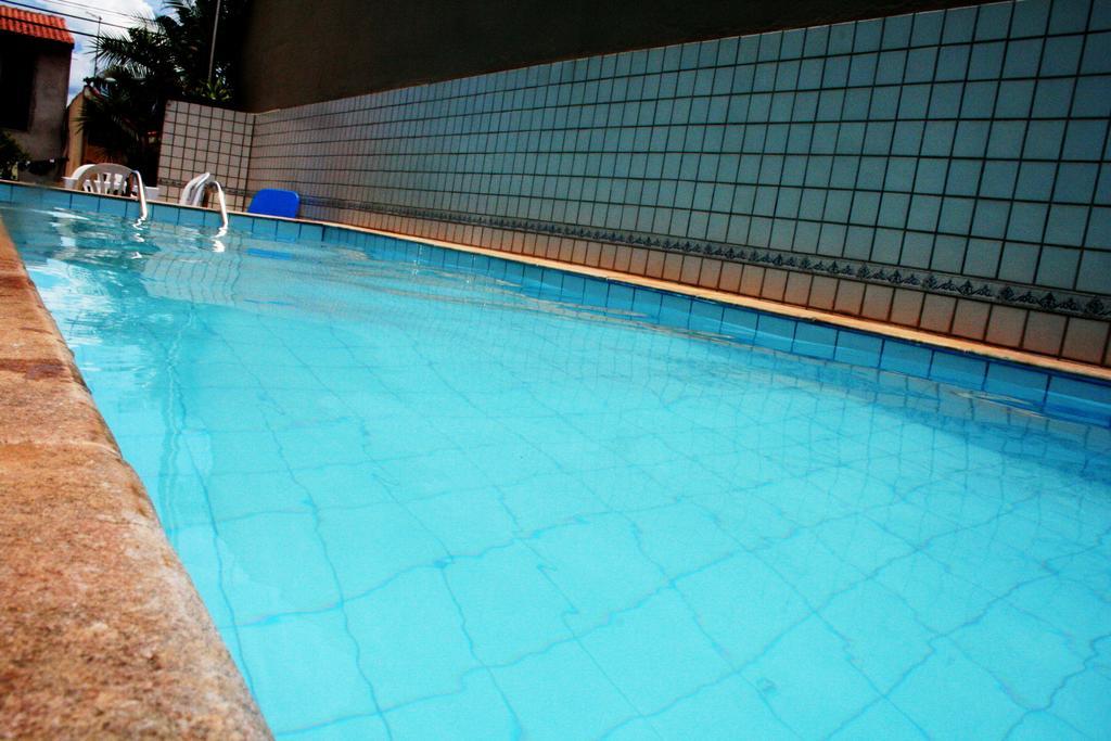Sobrado Com Piscina Em Condomino Fechado A 150 M Da Praia Caraguatatuba Room photo